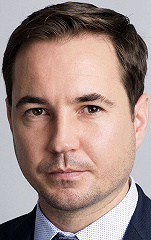 Фото актера Мартин Компстон