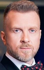Фото актера Антон Мухарский