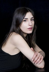 Фото актера Натия Дюн