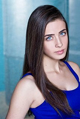 Фото актера Julia Tomasone