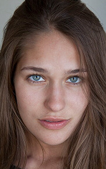 Фото актера Лола Кёрк