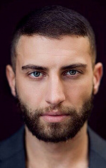 Фото актера Макс Ризер