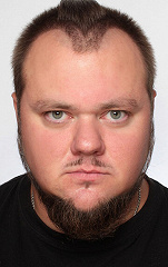 Фото актера Иван Дементьев