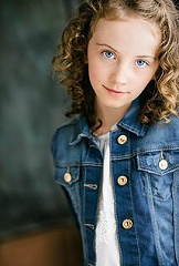 Фото актера Allison James