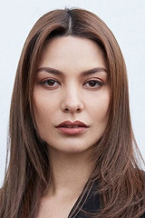 Фото актера Хазал Филиз Кючюккёсе
