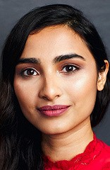 Фото актера Anya Banerjee