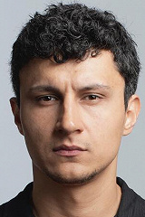 Фото актера Алпер Чанкая