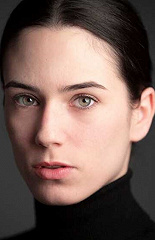 Фото актера Tania Santana