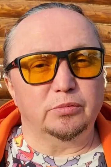 Артур Толстобров