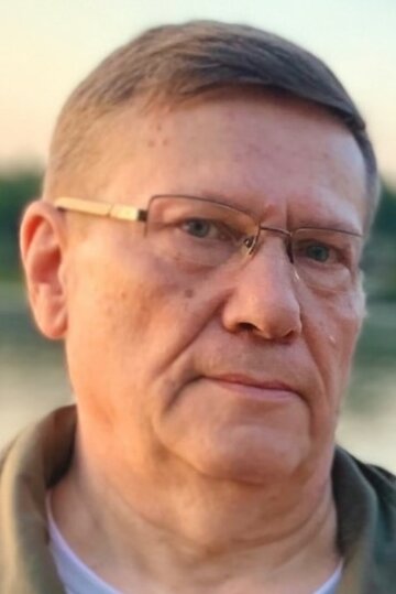 Олег Мешковой
