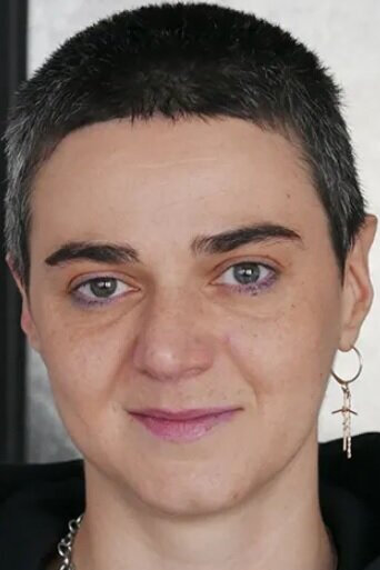 Elene Naveriani